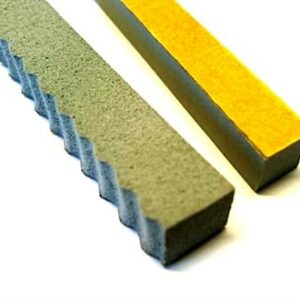 rubber G-497 grijs 450x13x11 mm hoog gegolfd zkl. (62.1 mtr)